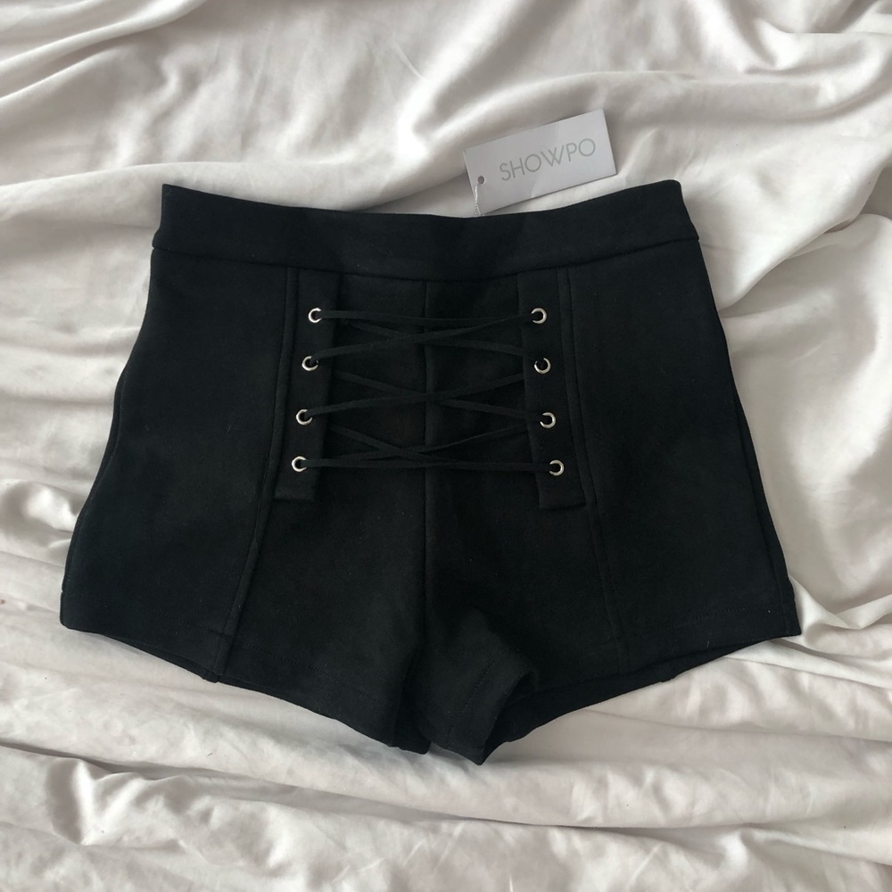 NWT SHOWPO BLACK SHORTS SMALL